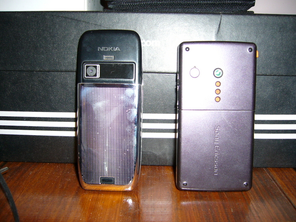 Nokia e51,SonyEricsson w950i max_P1000531.JPG Big