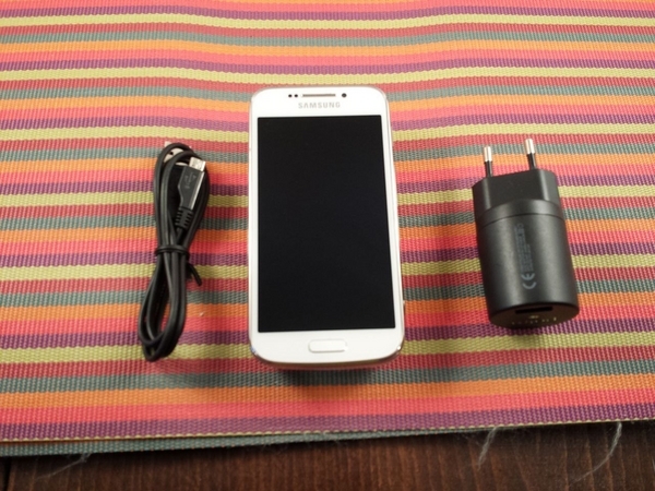 Samsung Galaxy S4 Zoom (908) (Бял!) zorvalth_908-1.jpg Big