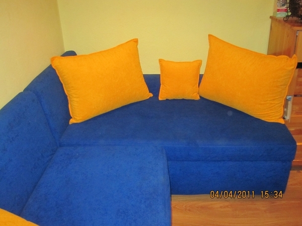 Разтегателен диван табуретка VM_011.JPG Big