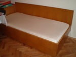 Масивно легло с две чекмеджета изгодно alexok_1.JPG