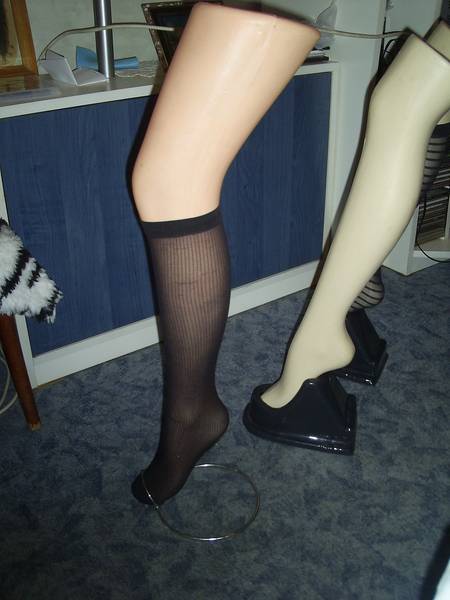 Крак за продажба на дамски чорапи PIC_00191.JPG Big