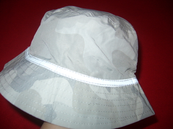 нова шапка с периферия от Ла Редут galia2007_Picture_7392.jpg Big