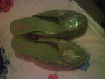 Зелени..резидави..чехли с флуторки и маниста DSC016181.JPG
