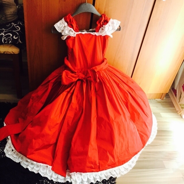 Уникална поръчкова рокля за малка принцеса ушита от тафта и тюл pepelq6ka_image12.jpg Big