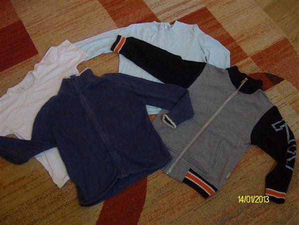 Две жилетки и тениски 78_004_Small_5.JPG Big