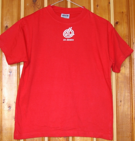 Червена  тениска,146/152 см. nikiboyy_DSC08066.JPG Big