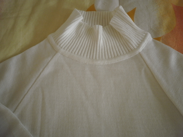 Бяла блузка, машинно плетиво sisko_75_PB060236.JPG Big
