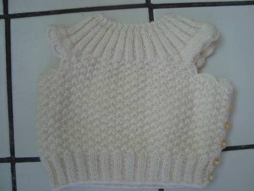 Плетено пуловерче без ръкави DSC03842.JPG Big