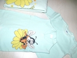Бебешки комплект с пчеличка Bounty_DSCF1853.JPG