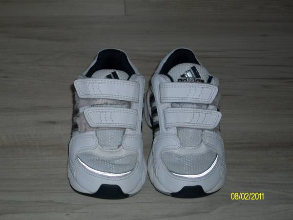 оригинални маратонки adidas с подарьк ортопедични стелкистелки ALIM0696.JPG Big