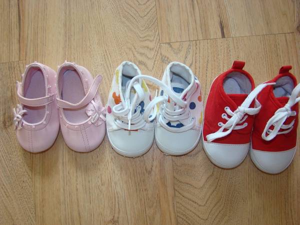 Бебешки декоративни обувки (буйки) DSC071871.JPG Big
