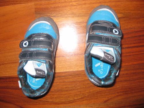 Маратонки Adidas,модел Disney, размер FR20, UK4K IMG_15252.JPG Big