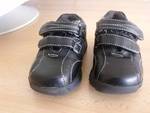 Черни обувки за малко краче DSCF16011.jpg