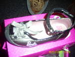обувки Барби 27 номер-обувки Барби 27 номер обувките са обувани веднъж на рождения ни ден и то в къщи купувани са за 54лв купихме ги с такова же PIC_09361.JPG