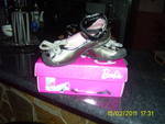 обувки Барби 27 номер-обувки Барби 27 номер обувките са обувани веднъж на рождения ни ден и то в къщи купувани са за 54лв купихме ги с такова же PIC_09471.JPG