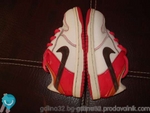 Два чифта   Nike gdlina32_img_3_large01.jpg