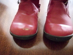 Червени ботушки за малки крачета 270111_DSCI0151.JPG