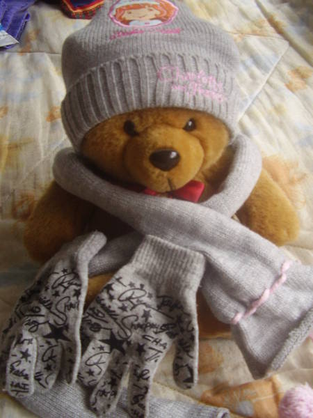 комплект-шал,шапка и ръкавички на Ягодов сладкиш 0083.jpg Big
