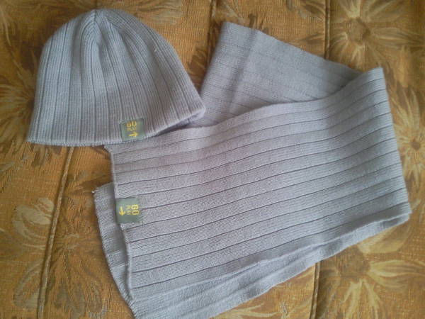 Комплект шапка и шал в сиво 9841.jpg Big
