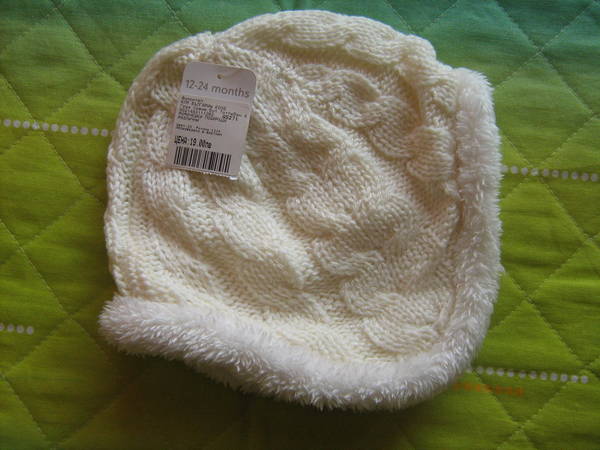 Пухкава шапчица на Mothercare - нова, с етикет IMG_00511.JPG Big