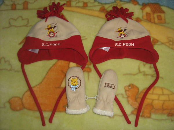 2 нови шапки и ръкавици с Мечо Пух на C&A 7лв IMG_2152.JPG Big
