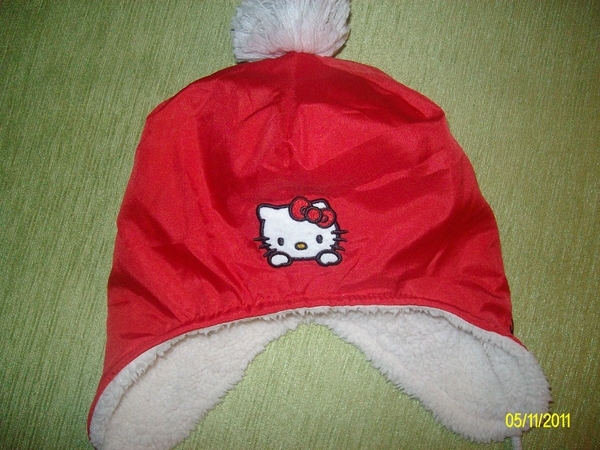 "Hallo Kitty"-червена шапка с мека поларена подплата mamma_mia_ALIM8649.JPG Big