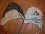 Две зимни шапки за малък бебо PC0800481.JPG