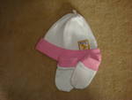 Лот за бебка шапка с ръкавички и още една подарък Picture1011_1141.jpg