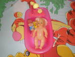 Красиво коритце с душ и бебе с играчка PC102789.JPG