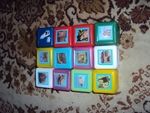 12 бр. пластмасови кубчета с животни-3.50 лв. desilva1982_12.JPG