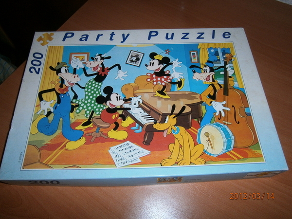 Mickey Mouse Club House Party -200 ЧАСТИ ПЪЗЕЛ подаръче vivival_110.jpg Big