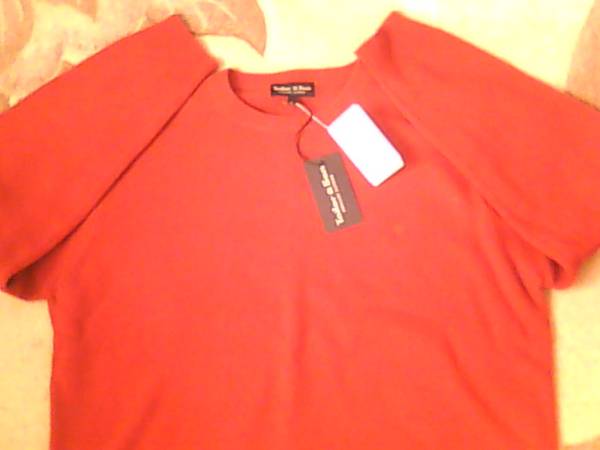 Червен луксозен пуловер ,нов с етикетите 0211.jpg Big