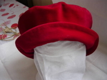 ПРОМОЦИЯ -10лв-Нови Спортно - елегантна шапка - тип Барета в черно, червено и светло зелено dioni_015622683.jpg
