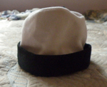 Черно-бяла дамска зимна шапка marina_kaprieva_P5180007.JPG