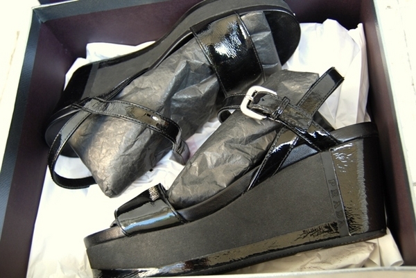 НОВИ САНДАЛИ ПРАДА / New Prada Shoes dara123456_DSC_1877.JPG Big