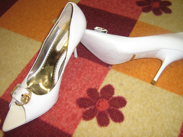 бяли обувки за бал или свадба Fashion Pumes намалени на16лв fiona147_IMG_0607.JPG Big