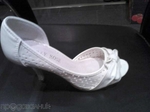 Бели обувки с ток cura12_15383097_5_585x461.jpg