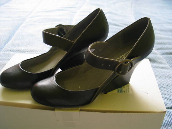 Екстравагантни обувки в черно и сиво, размер 35 IMG_00731.JPG Big