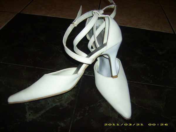 бели обувки №37 leni_DSCI0141.JPG Big