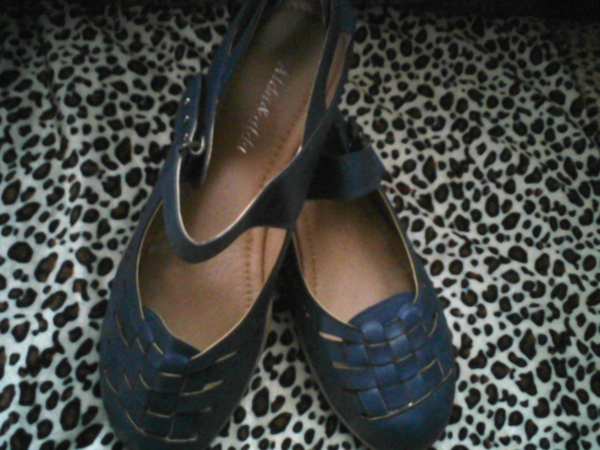 сини обувчици manuela_P18-04-11_19_32.jpg Big