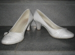 Бели обувки Extravaganza_IMG_9450.JPG