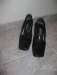 лачени черни обувки 37номер,стелката е 24,5 токчето е 7см IMG_25371.jpg