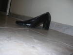 лачени черни обувки 37номер,стелката е 24,5 токчето е 7см IMG_25391.jpg
