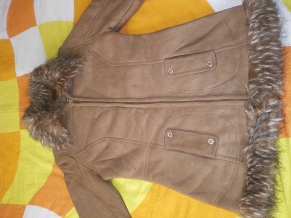 Дамско вталено елегантно палто-S размер. - 10.00 Лв ioanaioana_00111.JPG Big