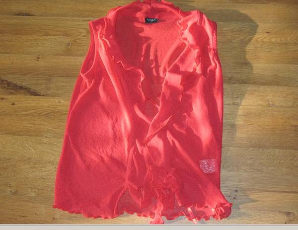 червена блузка размер S 4ervena_bluzka.jpg Big