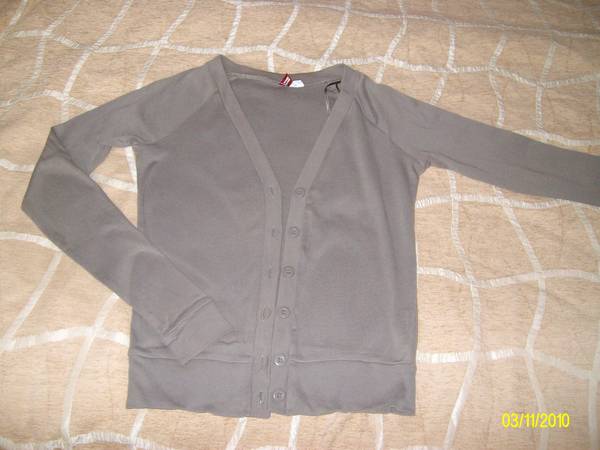 блуза,жилетка за всеки ден цвят каки H&M ALIM2873.JPG Big