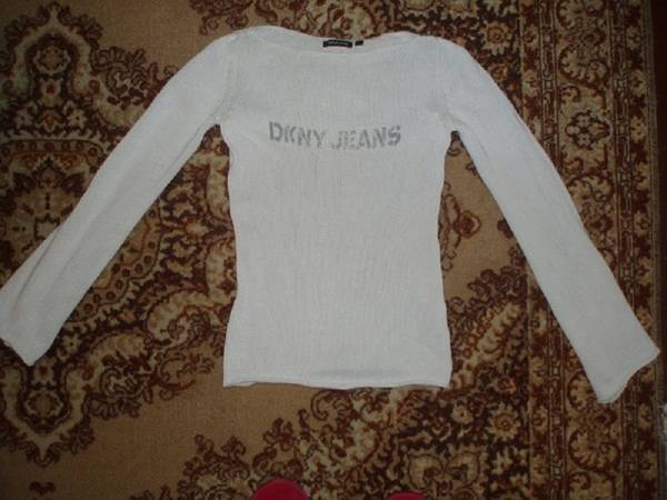 красив пуловер DKNY P6243649.JPG Big
