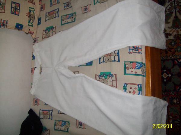 Бял панталон ALIM2862.JPG Big