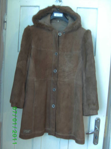 Палто от естествен велур с ръкави и качулка от косъм BILD0096.JPG Big