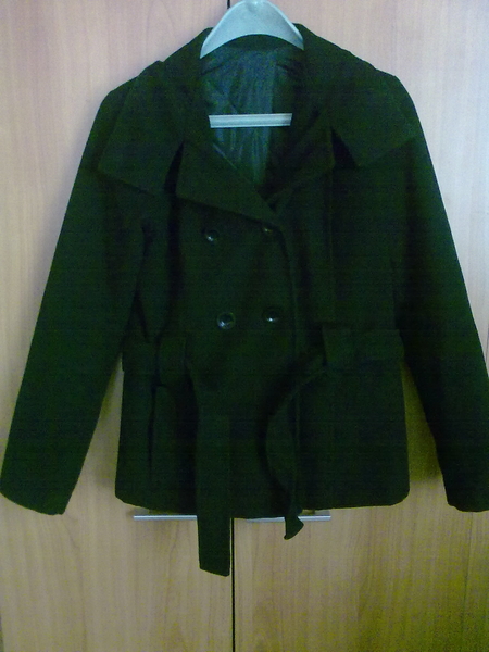 Страхотно късо черно палтенце с пощенските dizzy13_ABCD00021.JPG Big